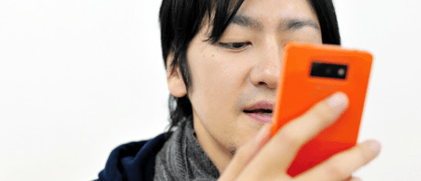 パズドラにはまる男性