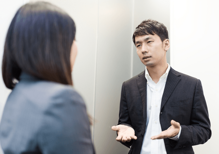 束縛が強い彼氏と上手に交際を続けたい！その為には報連相と逆束縛が効果的です