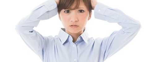 浮気されて悩む女性